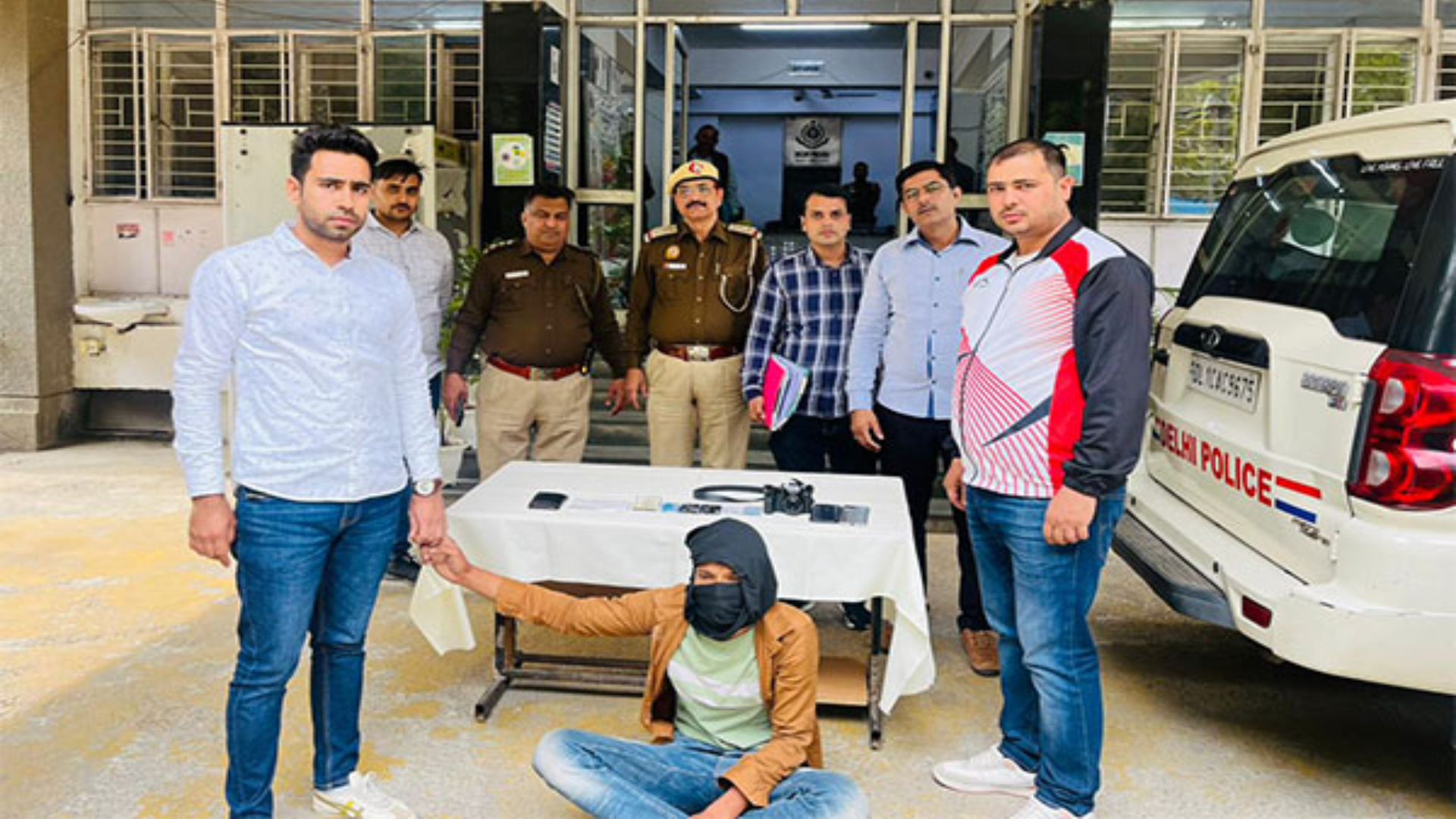 Japanese national robbed in Delhi, two accused arrested